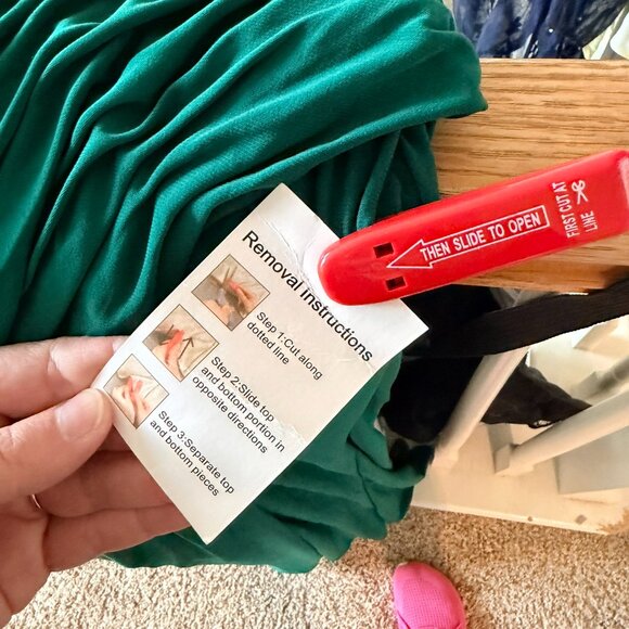 Mac Duggal Green Formal Dress - Picture 5 of 7